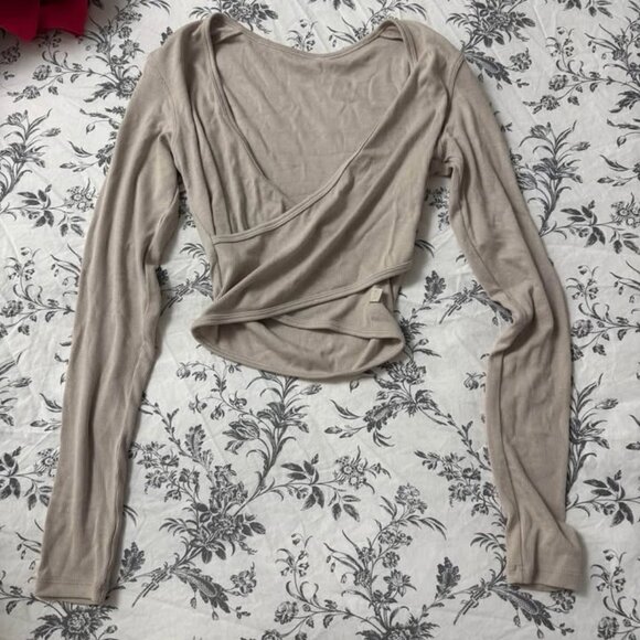 Lululemon Crossover Long Sleeve Hold Tight Shirt - Picture 1 of 2